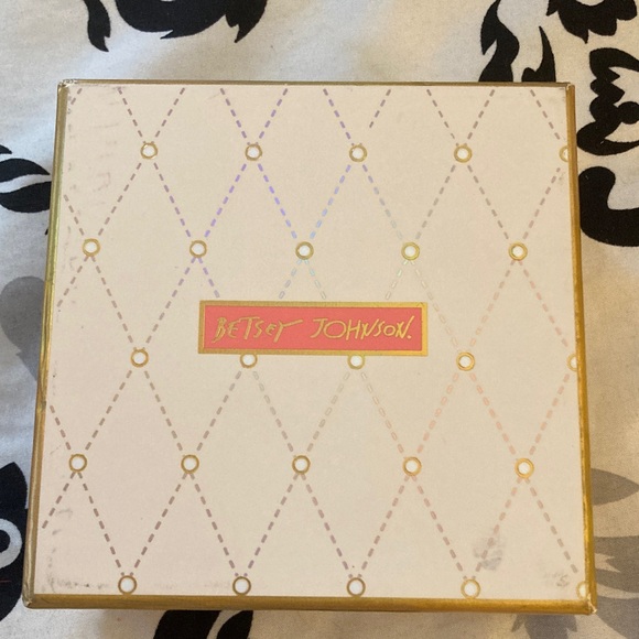 Betsey Johnson NIB Vibrant Orange Stanley Coffee Cup Dangle Earrings - Picture 5 of 7